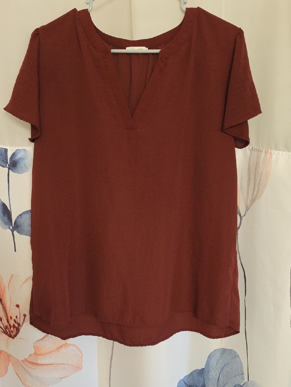 Maurices Rust Red V-Neck Short Sleeve Blouse
